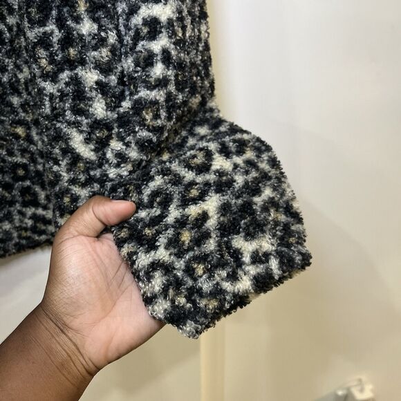 LOFT Leopard Print Textured Fuzzy Sherpa Quarter Zip Pullover Size Small - Picture 5 of 6